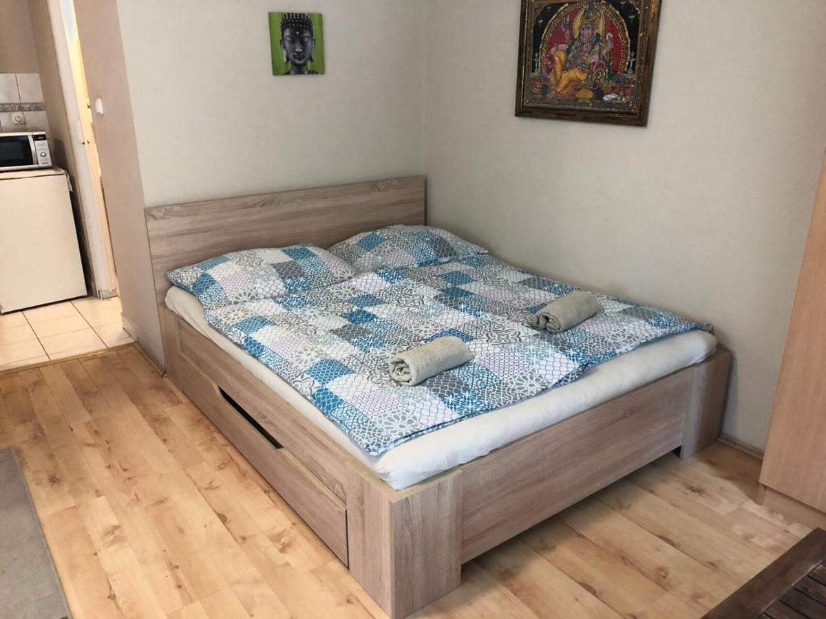 Tulipan Apartman Эгер Экстерьер фото